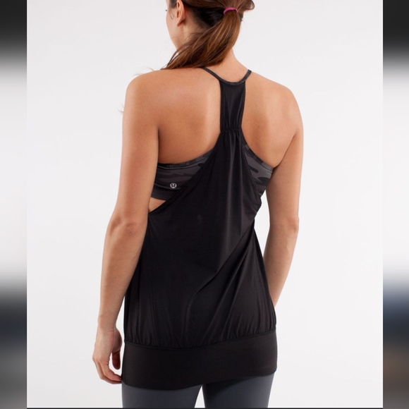 Lululemon No Limit cameo tank top with built in bra - Picture 5 of 5